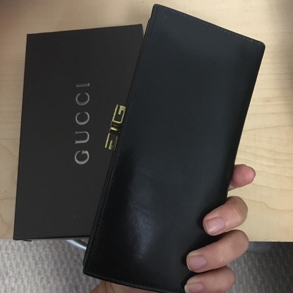 Gucci Handbags - Vintage Gucci wallet clutch